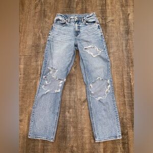 American Eagle Ripped Jeans Size 2